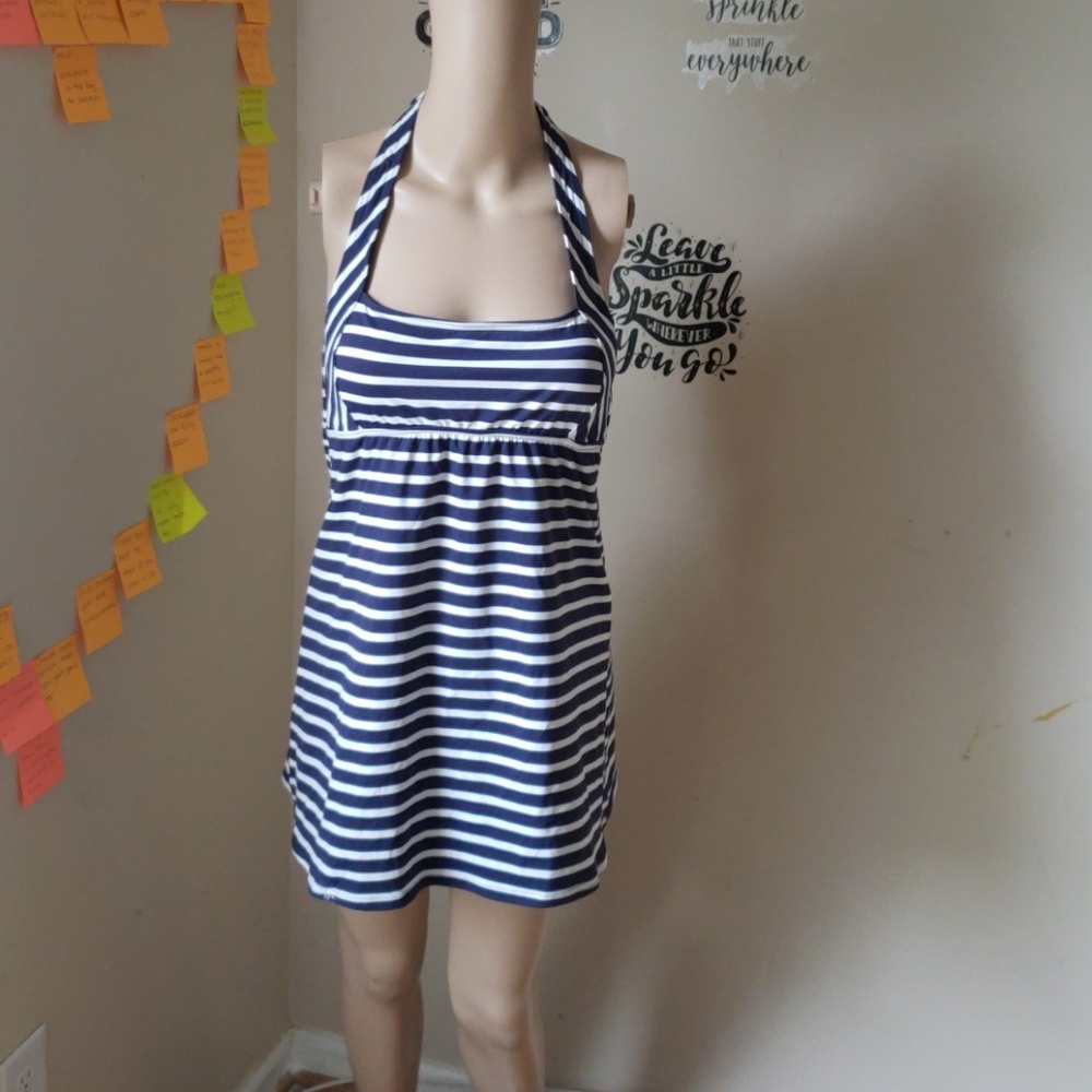 Lands end halter swim top